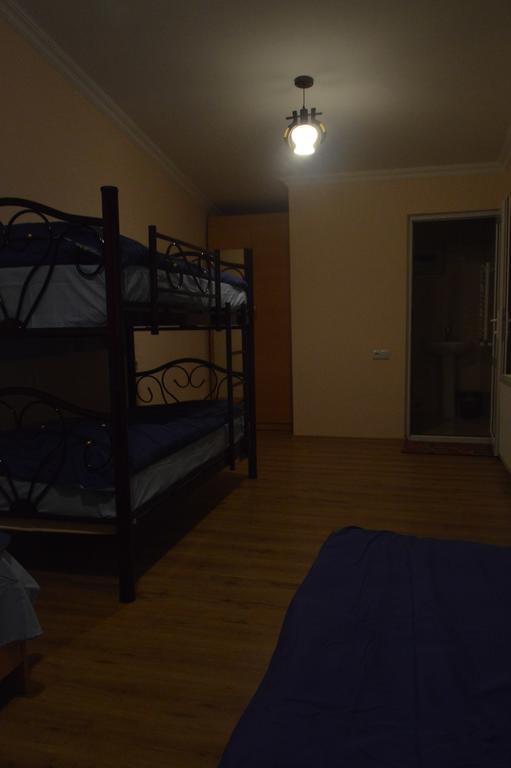 Guest House Qubi Stepancminda Exteriér fotografie